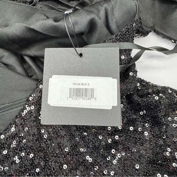 IEENA for Mac Duggal Black Sequin Cutout Gown Size 2 NWT - Picture 12 of 16